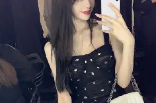 又一知名女网红塌房！被曝脚踏两只船曾为男友不惜网暴亲生父母